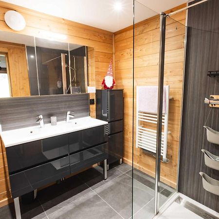 Appartement Lumineux Neuf Dans Bas De Chalet Le Douglas ลาจูดูลูป ภายนอก รูปภาพ