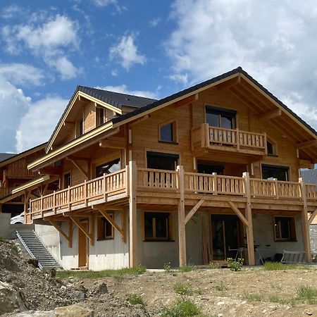 Appartement Lumineux Neuf Dans Bas De Chalet Le Douglas ลาจูดูลูป ภายนอก รูปภาพ