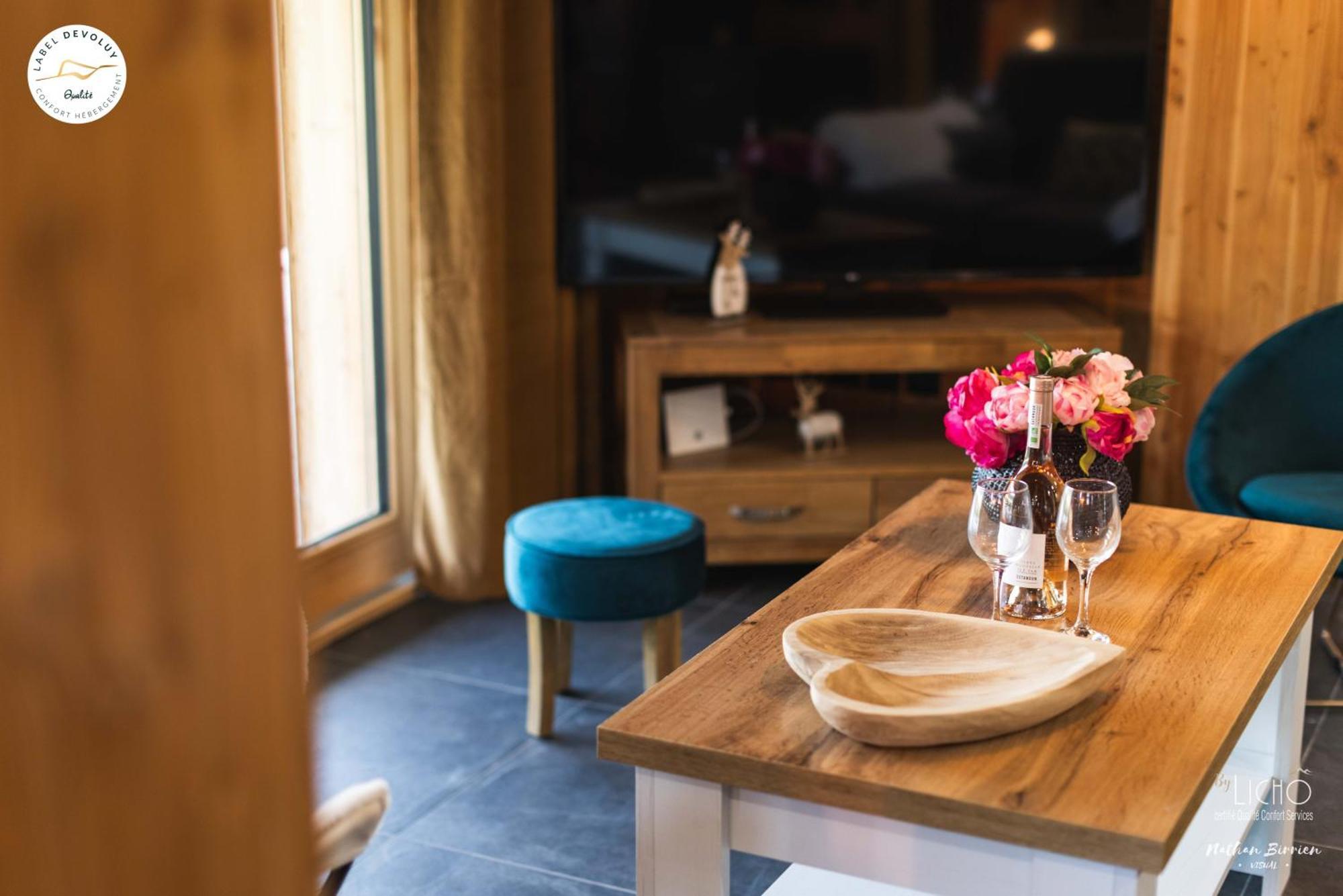 Appartement Lumineux Neuf Dans Bas De Chalet Le Douglas ลาจูดูลูป ภายนอก รูปภาพ