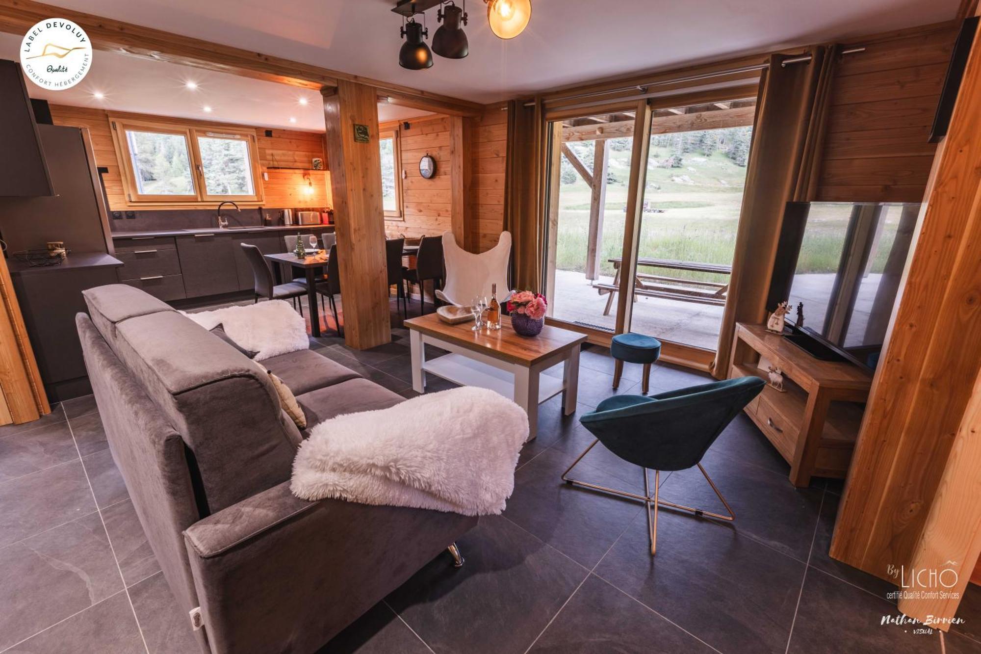 Appartement Lumineux Neuf Dans Bas De Chalet Le Douglas ลาจูดูลูป ภายนอก รูปภาพ