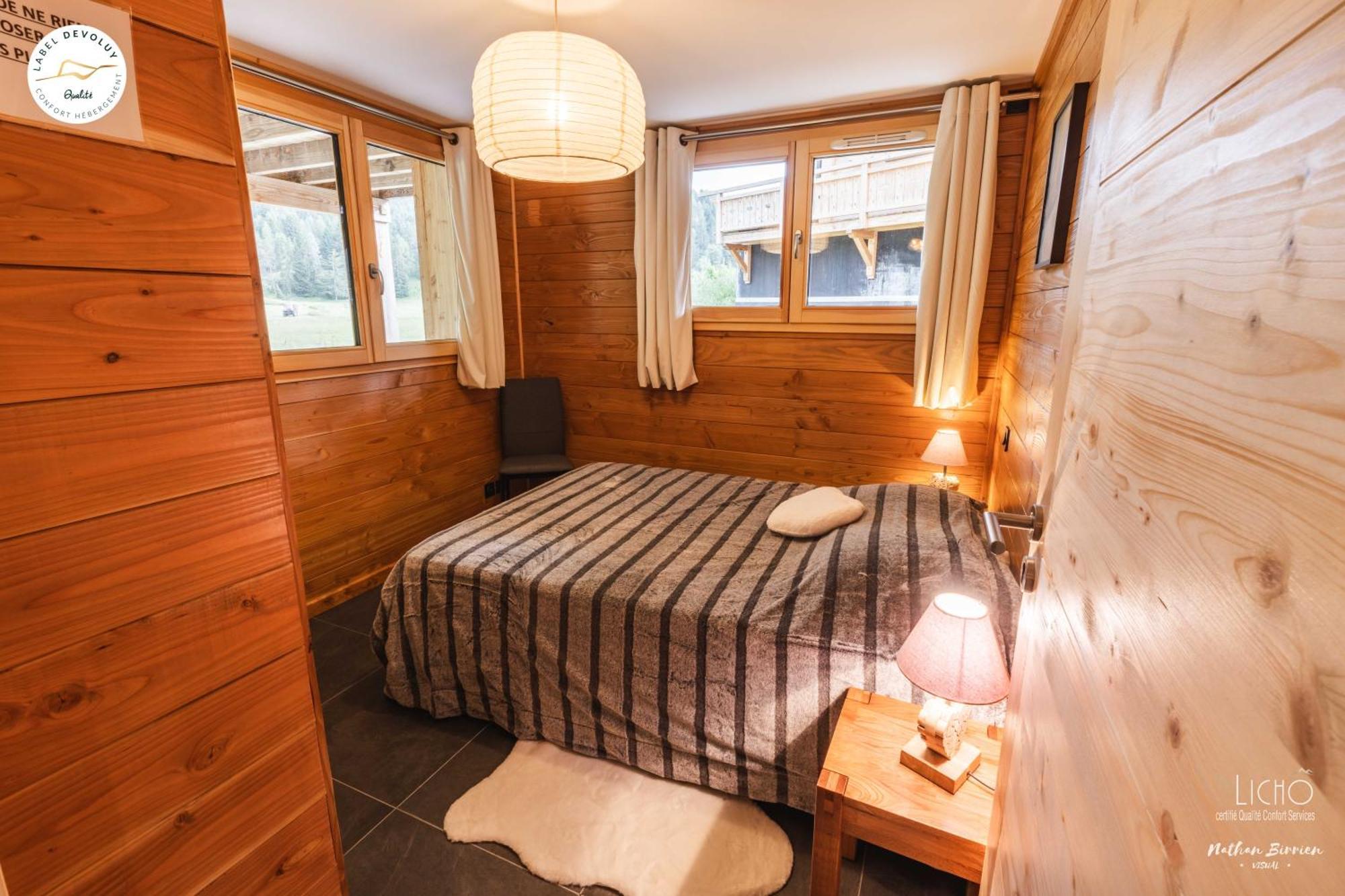 Appartement Lumineux Neuf Dans Bas De Chalet Le Douglas ลาจูดูลูป ภายนอก รูปภาพ