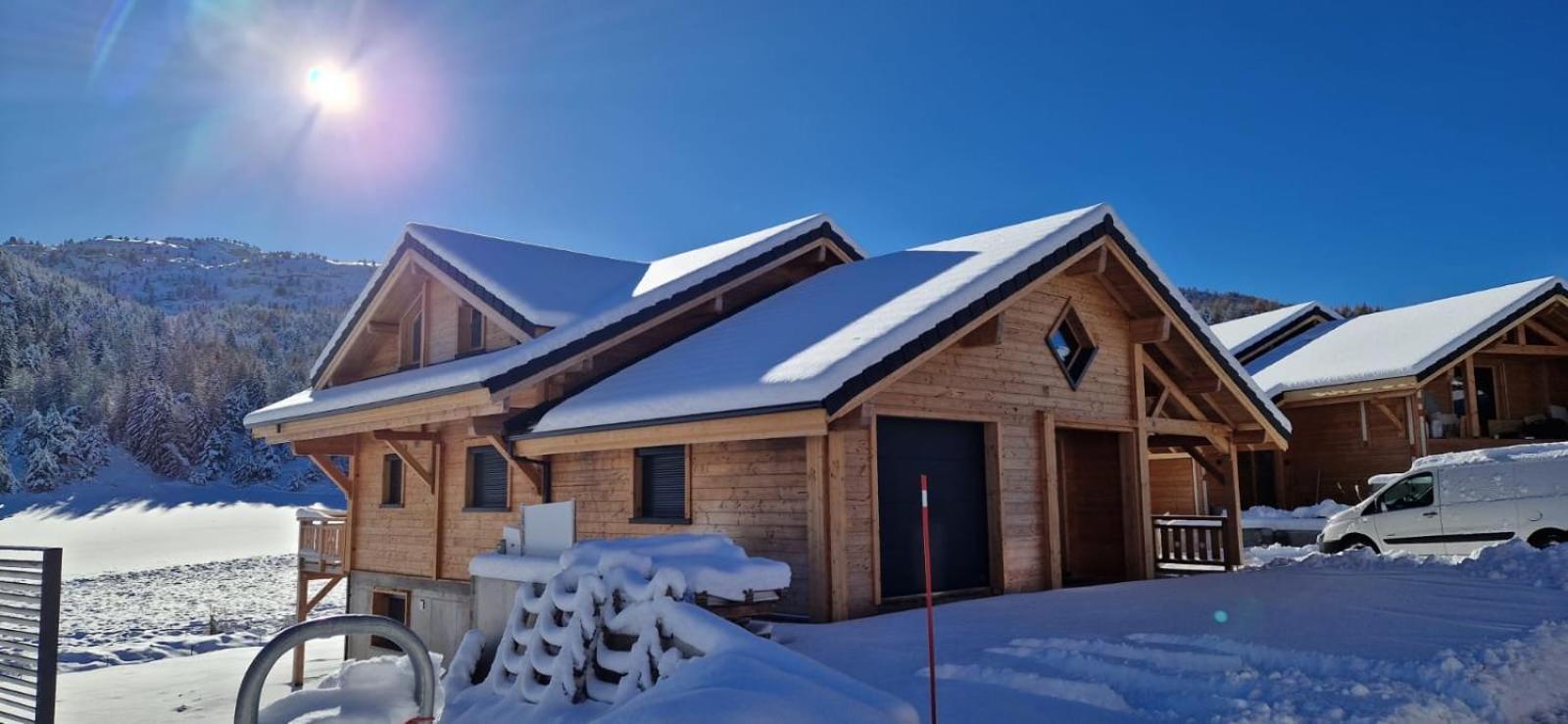 Appartement Lumineux Neuf Dans Bas De Chalet Le Douglas ลาจูดูลูป ภายนอก รูปภาพ
