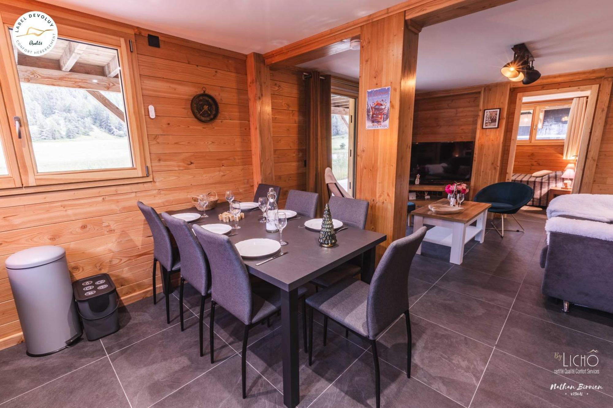 Appartement Lumineux Neuf Dans Bas De Chalet Le Douglas ลาจูดูลูป ภายนอก รูปภาพ